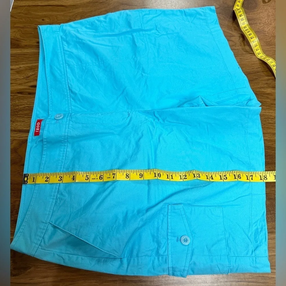 Izod Women’s Shorts Size 16 Bright Blue 5 Pocket